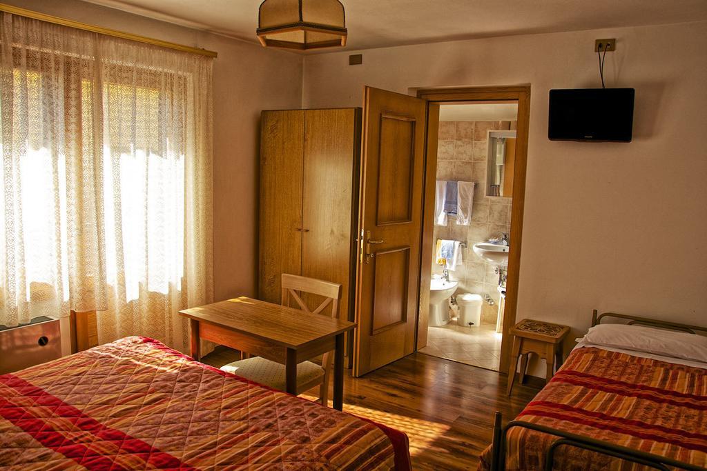 Albergo Ristorante Iris Auronzo di Cadore Luaran gambar