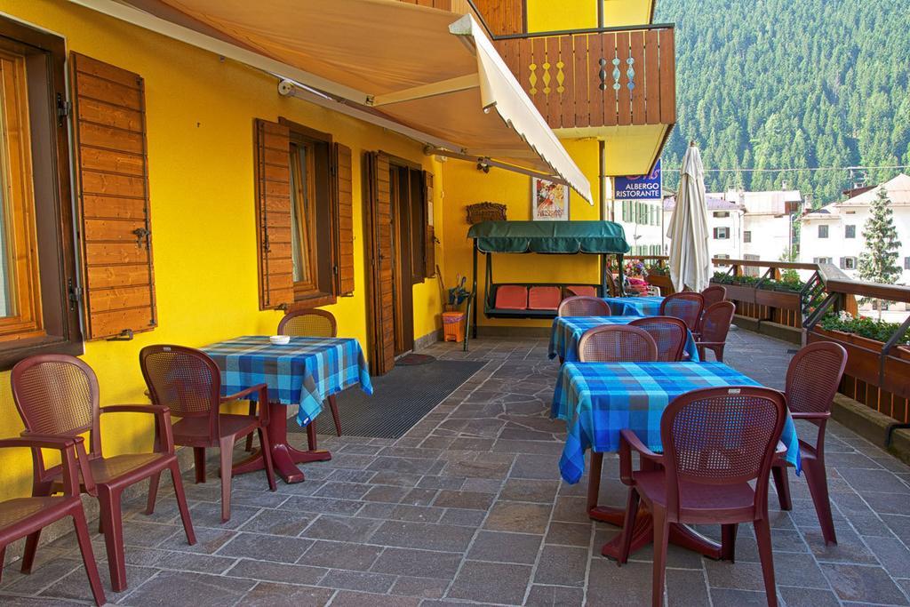 Albergo Ristorante Iris Auronzo di Cadore Luaran gambar