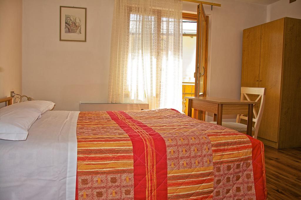 Albergo Ristorante Iris Auronzo di Cadore Luaran gambar