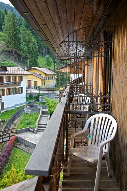 Albergo Ristorante Iris Auronzo di Cadore Luaran gambar