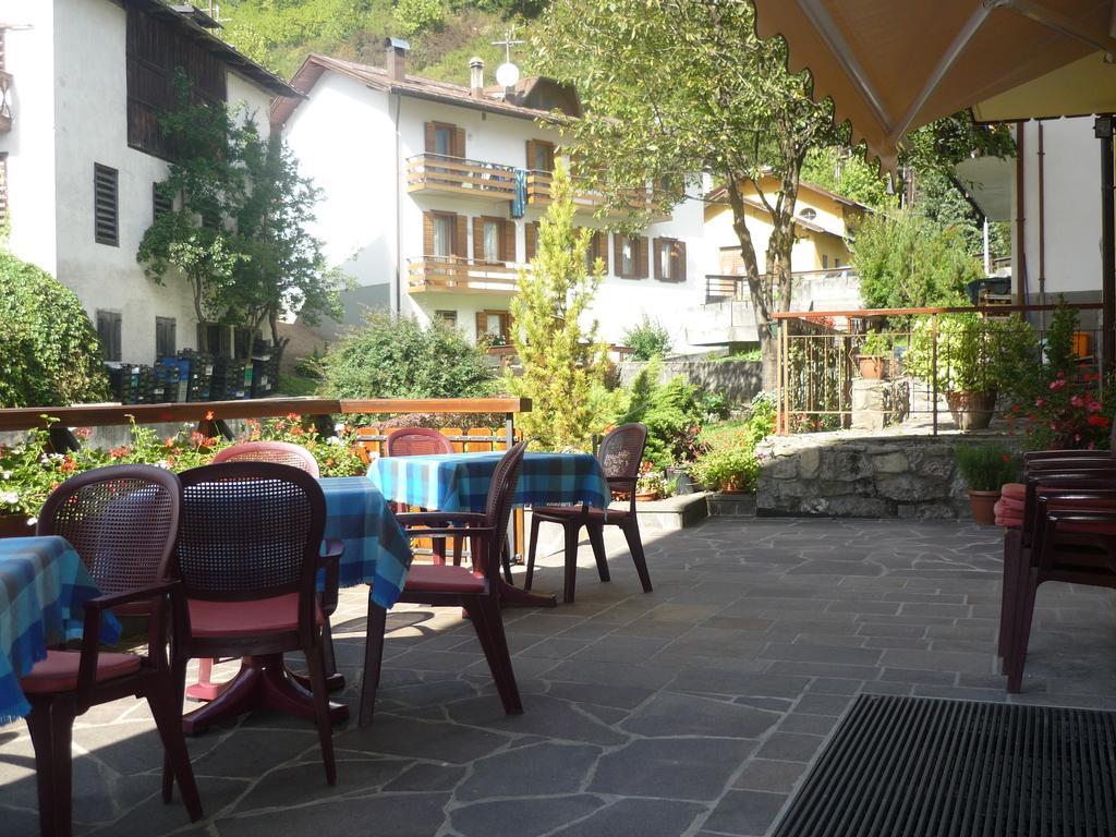 Albergo Ristorante Iris Auronzo di Cadore Luaran gambar